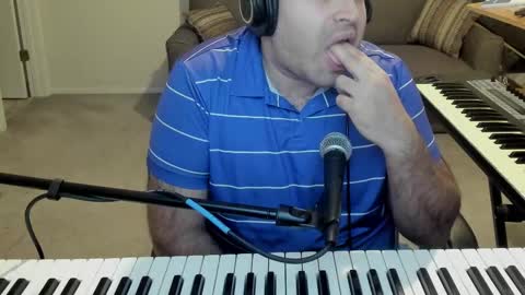 Aaron online show from November 13, 2:05 am