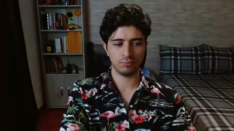 Aaron online show from February 16, 8:18 pm