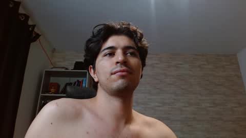 Aaron online show from March 28, 8:42 pm