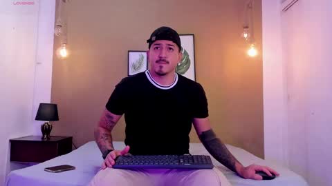 Your aron  online show from March 11, 3:37 am