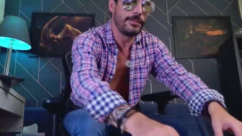 Aaron online show from February 26, 1:45 pm