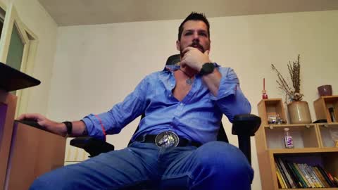 Aaron online show from April 11, 4:19 am