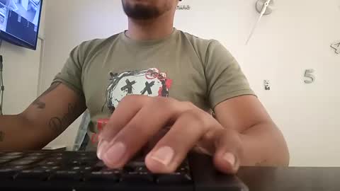 ig aaron hunter123 online show from January 10, 5:34 pm