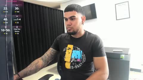 ig aaron hunter123 online show from March 19, 4:43 pm