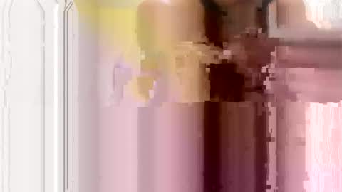 aboveaverage39 online show from February 4, 12:11 pm