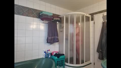 absinthler76 online show from April 27, 8:00 am