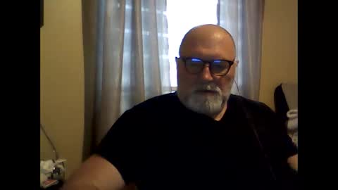 Snapshot of acastor chatting on October 30, 2:18 pm acastor online show from October 30, 2:18 pm