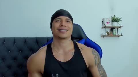 adam boss online show from November 24, 9:16 pm