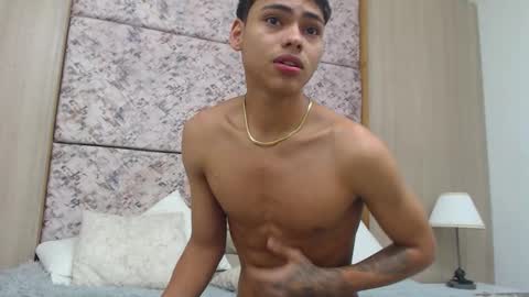 adam_piarse online show from February 24, 2:01 am