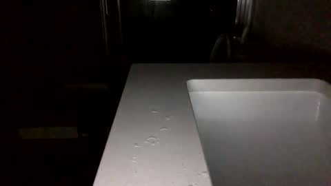 adamkapasi7 online show from March 10, 1:00 am