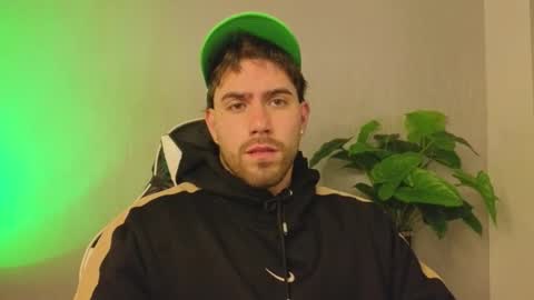 Ades online show from December 18, 11:17 am