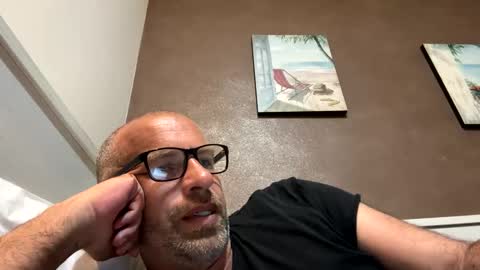 adrienfromparis online show from April 30, 8:57 pm