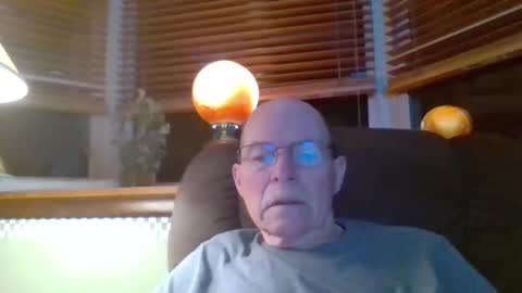 aguynrkfrd online show from March 19, 9:45 am