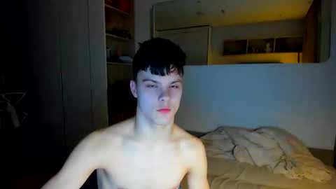 Aiden Sensual online show from April 2, 2:31 am