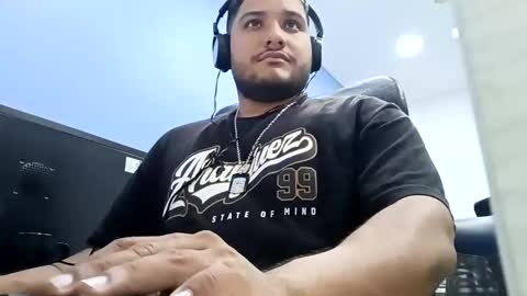 Esteban online show from February 8, 7:15 am