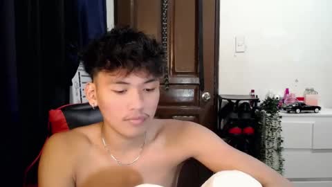 aj_daksxx online show from July 28, 5:48 am