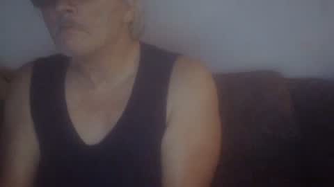 ajames6961 online show from June 14, 9:33 am