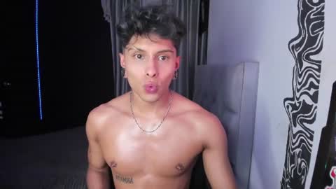Ander uwu online show from July 4, 4:04 am