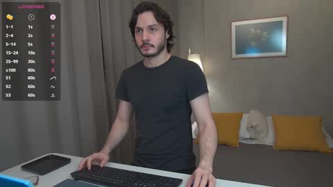 Maxi  online show from February 24, 5:00 am