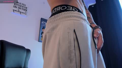 Alan online show from January 22, 1:42 pm