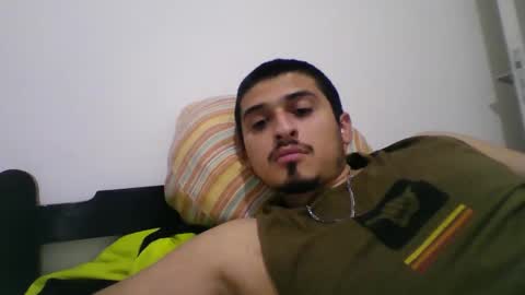 Snapshot of alanargenttt25 chatting on October 21, 10:56 pm alanargenttt25 online show from October 21, 10:56 pm