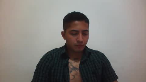 alanj998 online show from April 18, 6:37 am