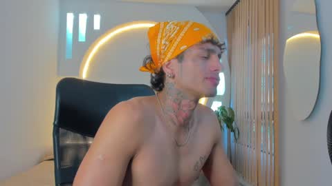 alan online show from December 20, 12:38 pm