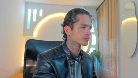 alan online show from January 9, 12:30 pm