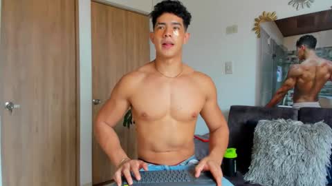 Alan online show from February 16, 8:29 pm