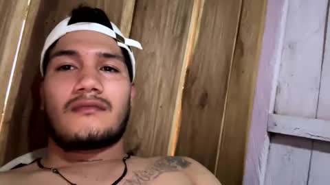 alejandro_miuller online show from September 14, 4:42 pm