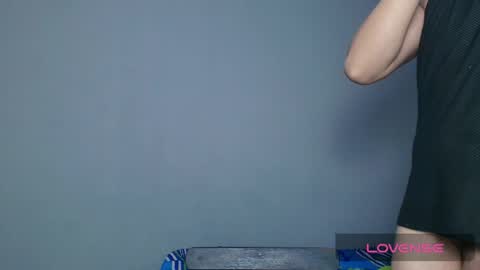 Snapshot of alejandro_vt chatting on October 18, 12:32 pm Alejandro G online show from October 18, 12:32 pm