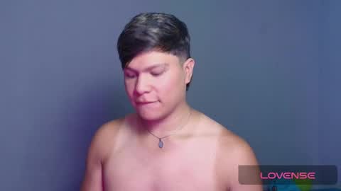 Snapshot of alejandro_vt chatting on October 25, 5:58 pm Alejandro G online show from October 25, 5:58 pm