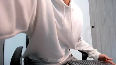 alejo online show from March 6, 9:45 pm