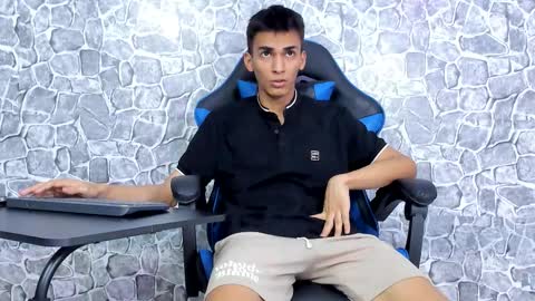 alejo peverell online show from March 21, 7:07 pm