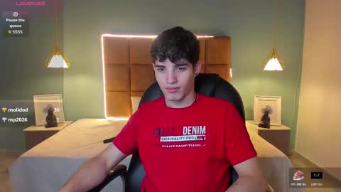 ALejoo Saenz online show from November 9, 3:21 am