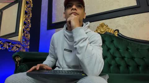 Alessandro King online show from September 28, 2:37 pm