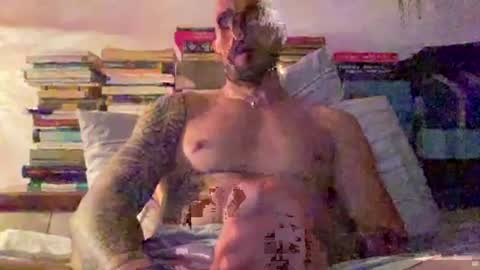 alessandromori91 online show from June 23, 10:35 pm