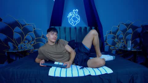 Alessio online show from December 4, 1:40 pm