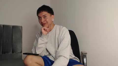 Owen online show from November 8, 2:26 am