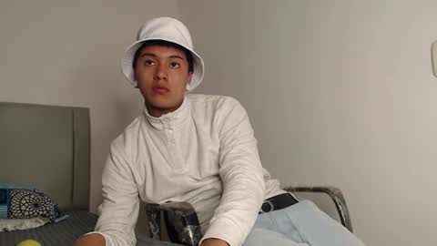 Owen online show from March 13, 4:42 am