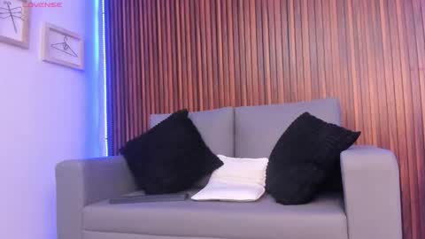 alex online show from February 8, 11:48 am