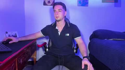     online show from October 4, 2:49 am