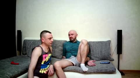 Alex and Tobey online show from February 3, 5:05 am