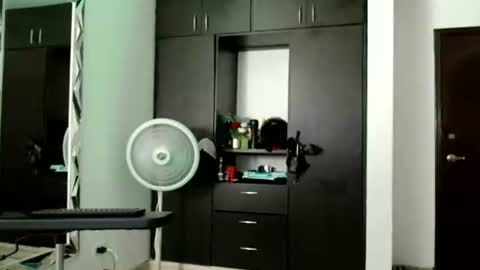 Alexander online show from August 4, 9:19 pm