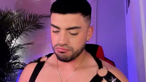 Alexander Diaz online show from September 10, 1:54 pm