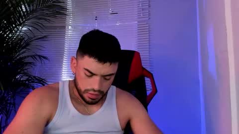 Alexander Diaz online show from October 4, 1:05 pm