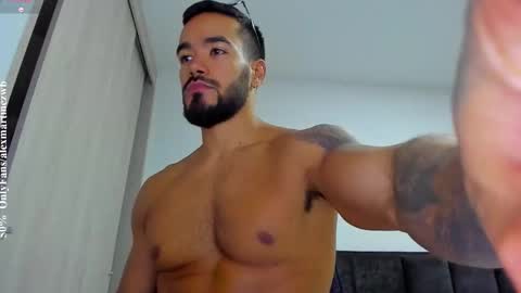 Onlyfansalexmartinezwb  Instagram alexwbmartinez  Twitter martinezcb937 online show from March 7, 1:47 am