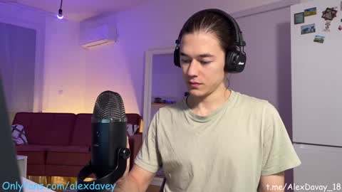           online show from February 2, 5:42 am