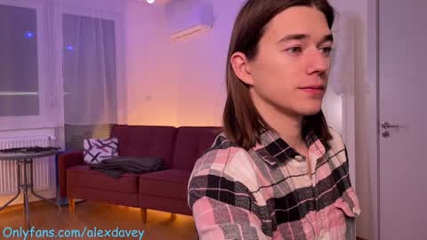           online show from December 29, 6:49 pm