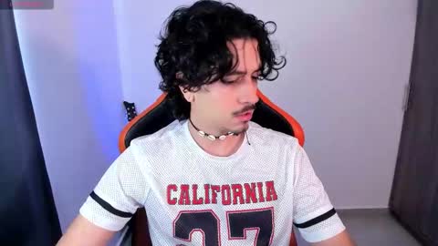 alexfloreszzz online show from February 14, 5:08 pm